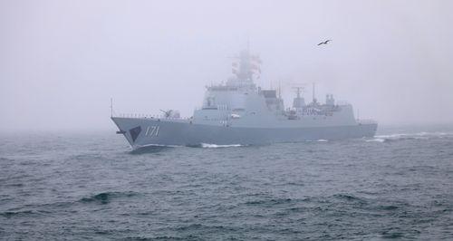探秘第二银河新欧联邦T2枪骑兵级驱逐舰（解密T2枪骑兵级驱逐舰的强大能力和优势）